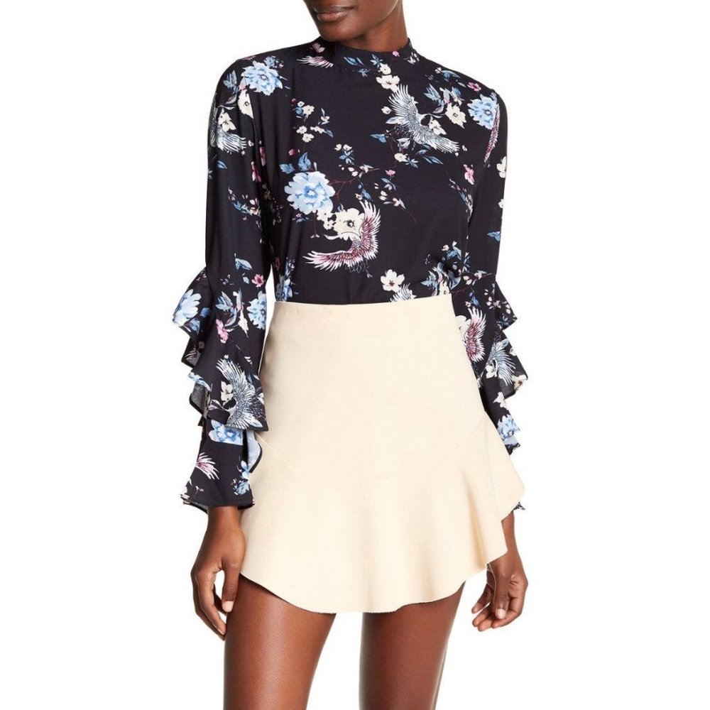 M - Floral Ruffle Bell Sleeve Blouse